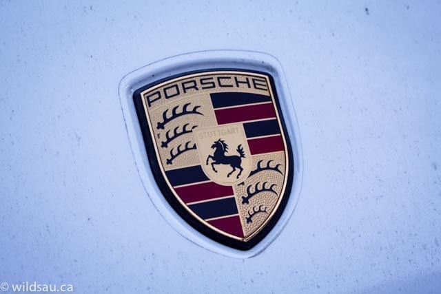 Porsche hood logo