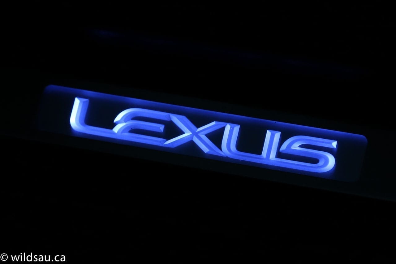lexus backlit door sill_