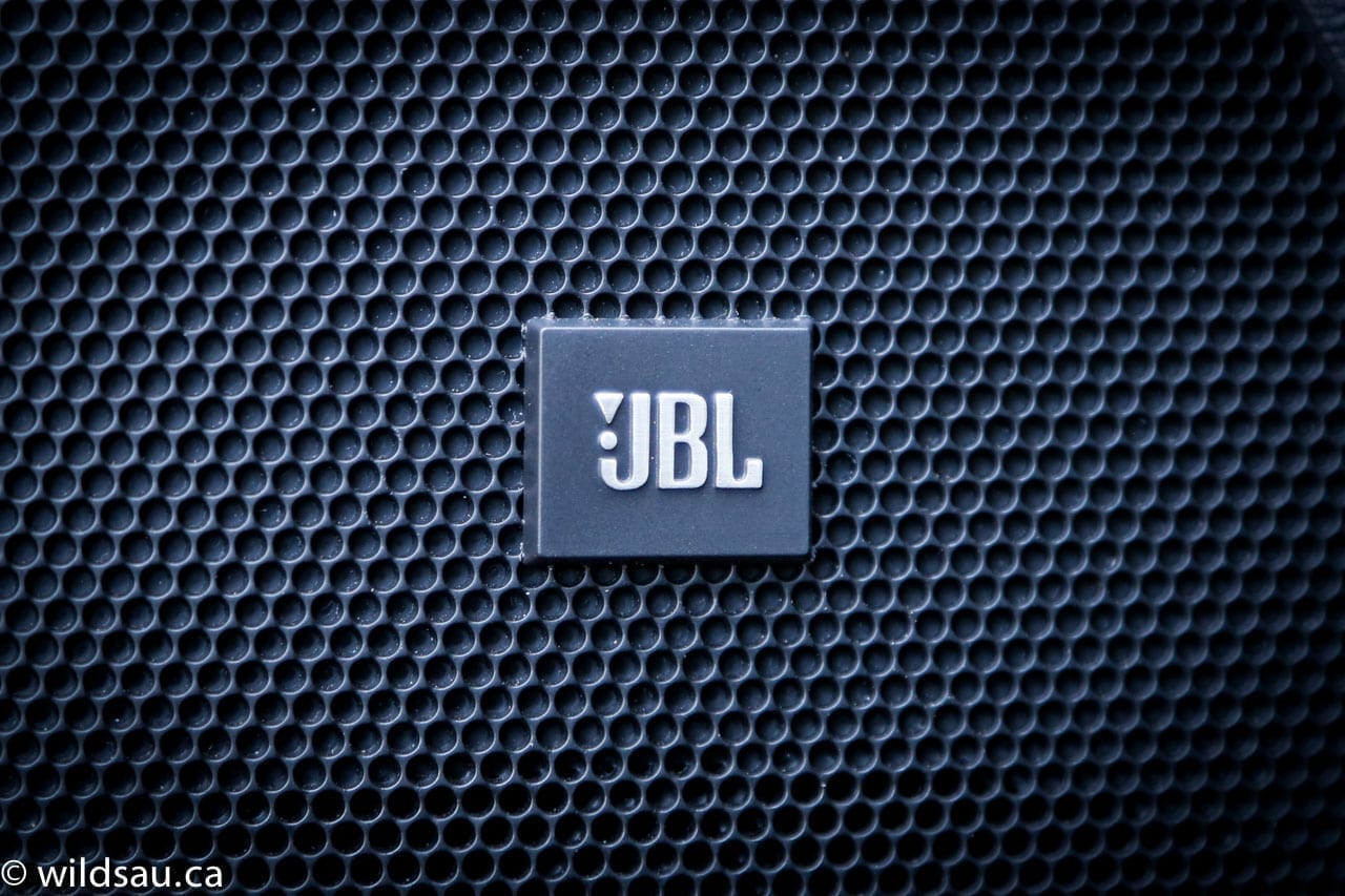 JBL grille