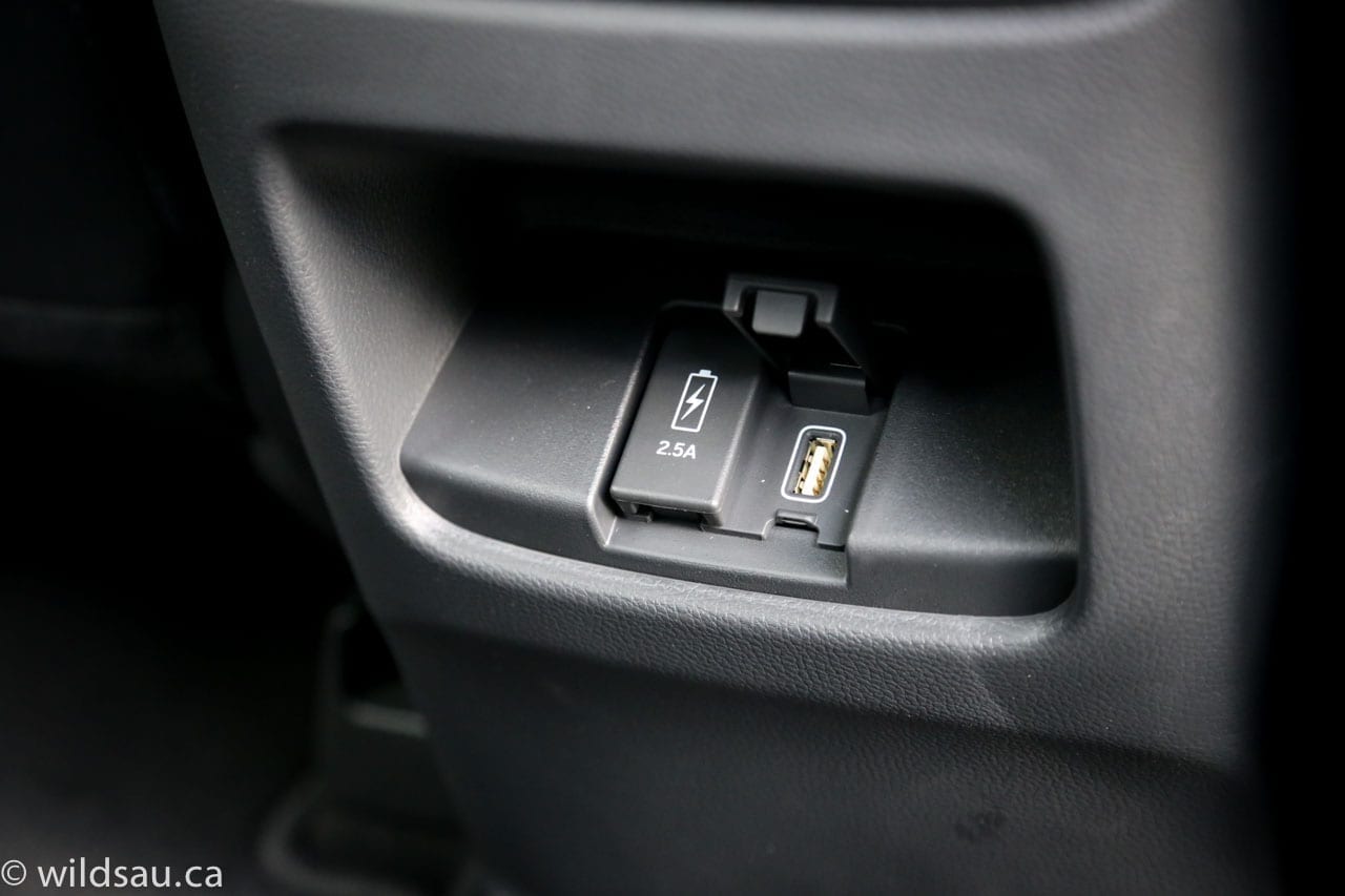 rear-seat-power-ports