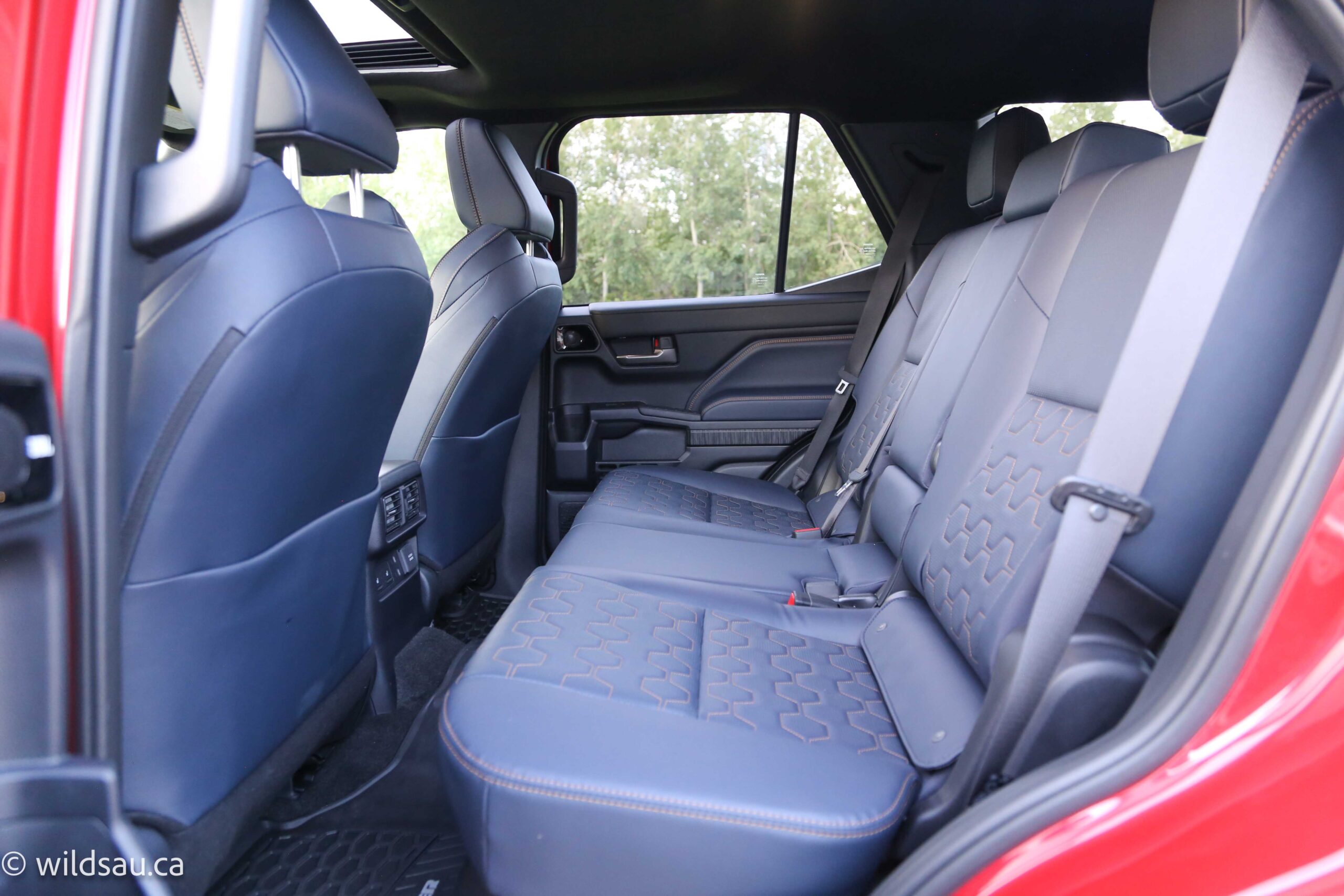 Rear seats