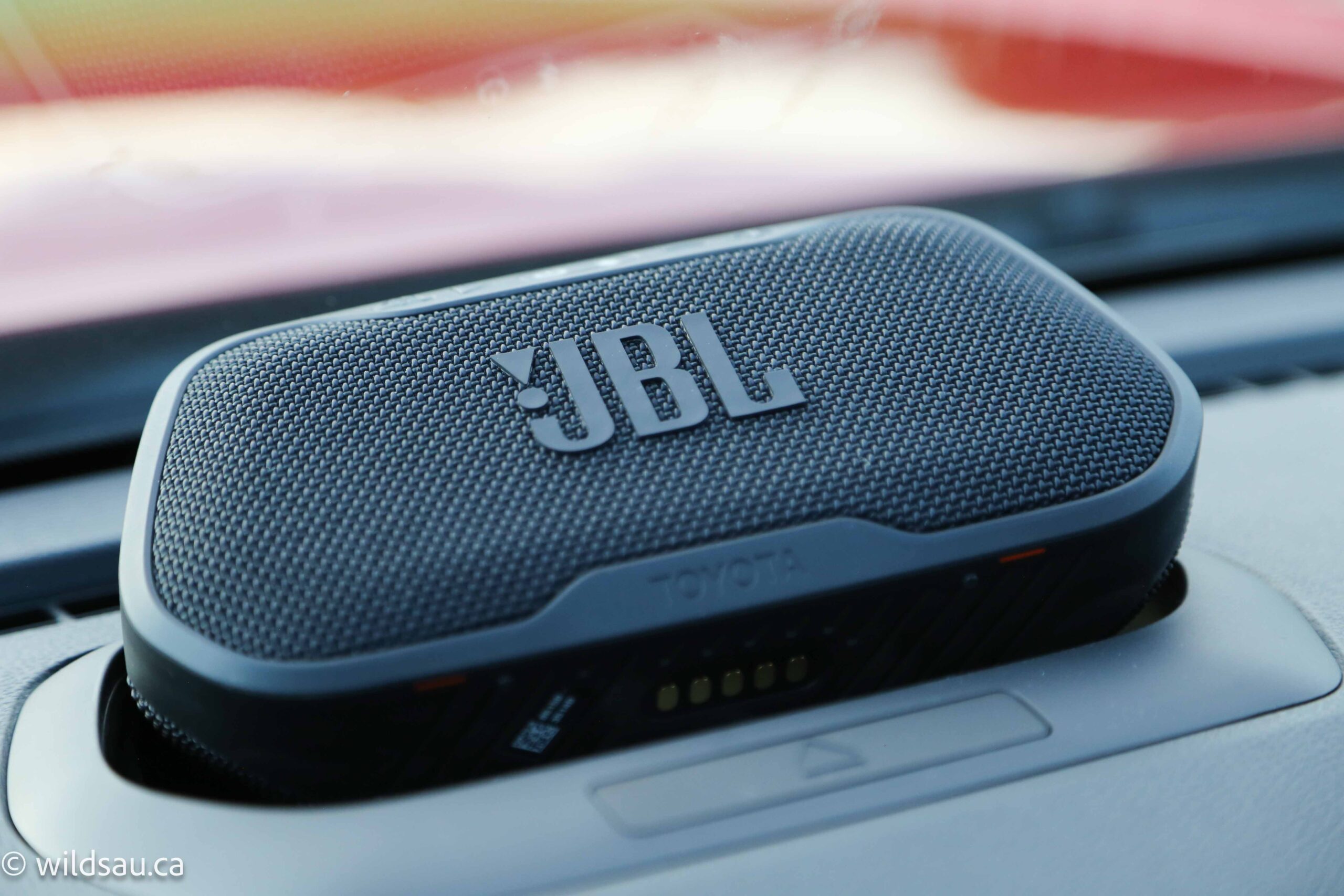 Removable speaker out