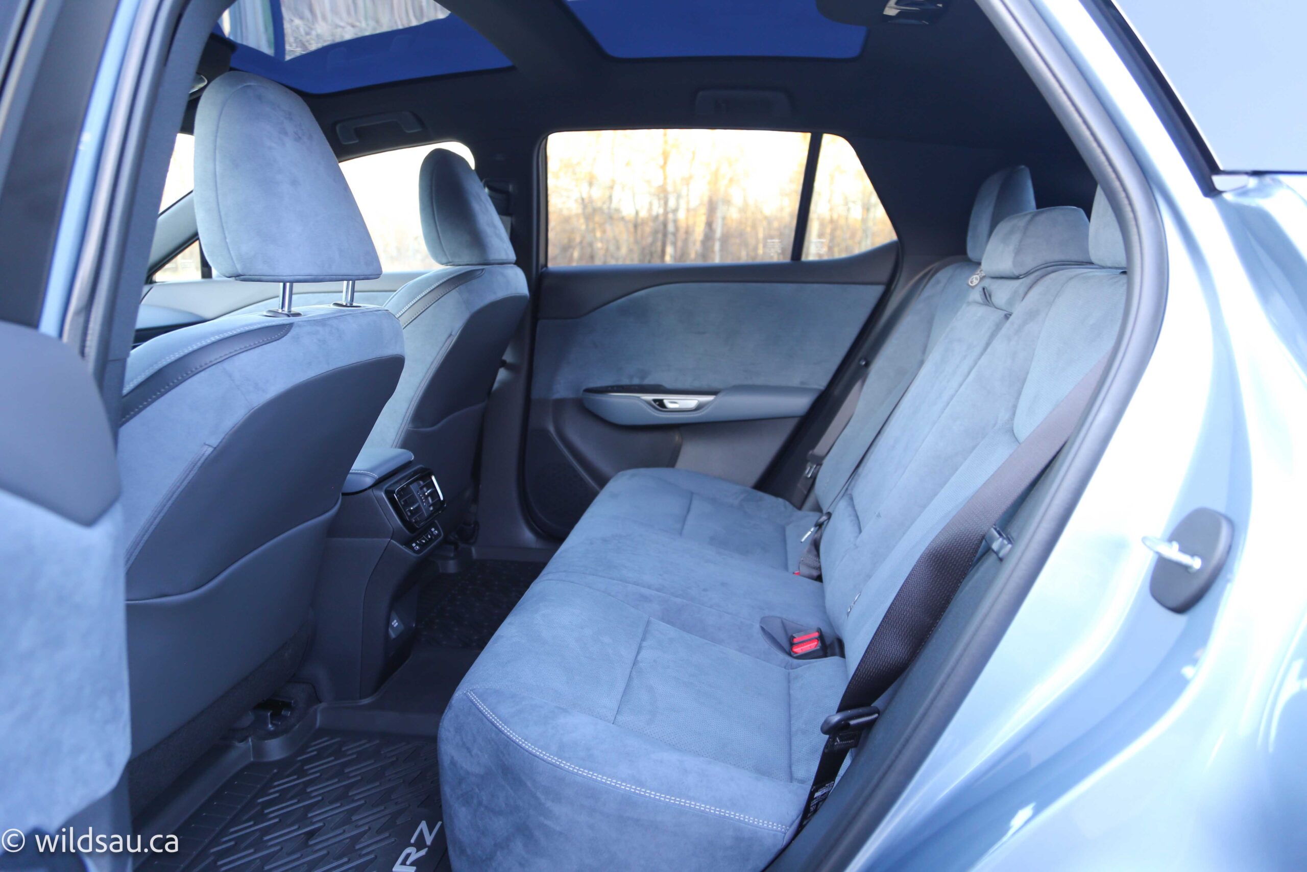 Rear seats