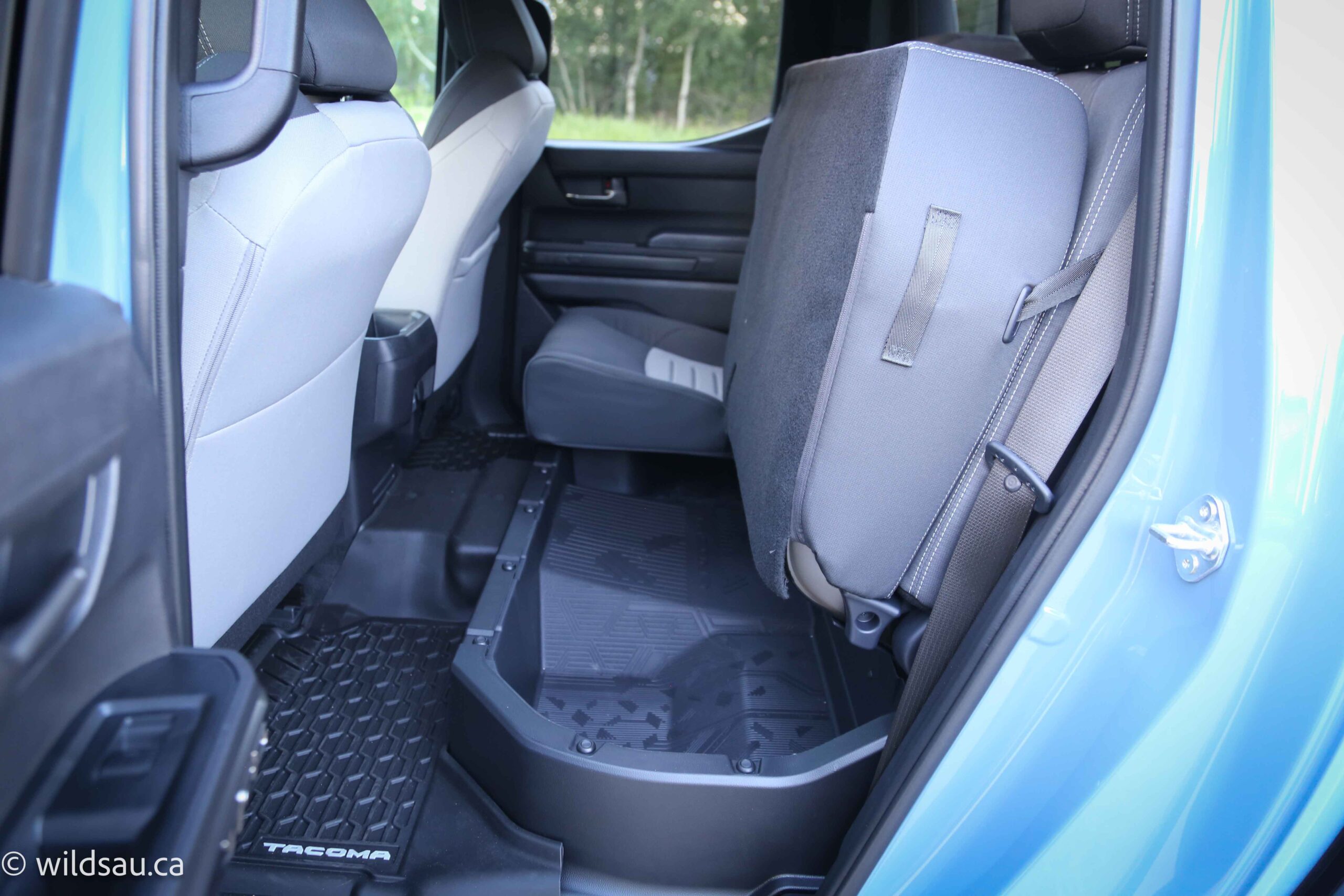 Rear seats up w storage
